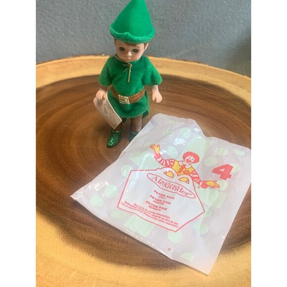 Madame Alexander Peter Pan Doll McDonald's Exclusive 5" Collectible 2002 - Picture 6 of 12